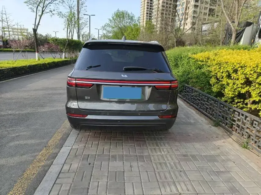 2021 Li ONE Range Extended 131HP REEV 40.5KWH,autocango,china used car exporter,china ev exporter,chinese used car exporter,chinese used ev exporter
