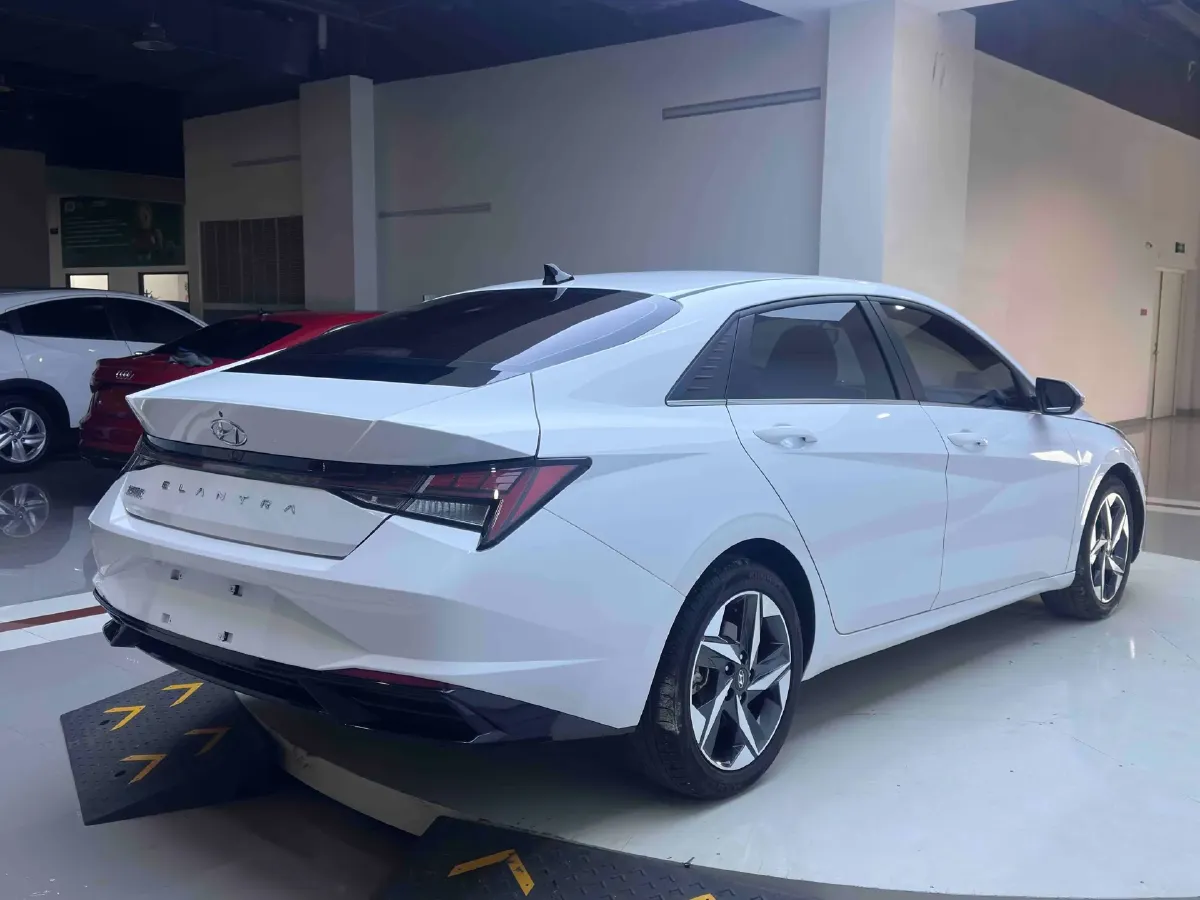 2022 Hyundai Elantra 1.5L 115HP L4 CVT,autocango,china used car exporter,china ev exporter,chinese used car exporter,chinese used ev exporter