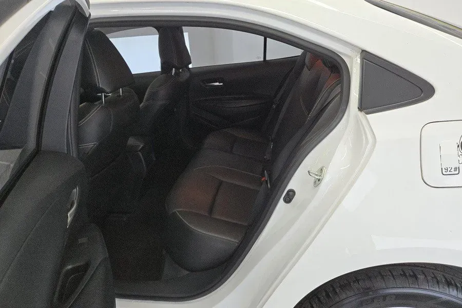 2021 Toyota Corolla 1.2T 116HP L4 CVT,autocango,china used car exporter,china ev exporter,chinese used car exporter,chinese used ev exporter