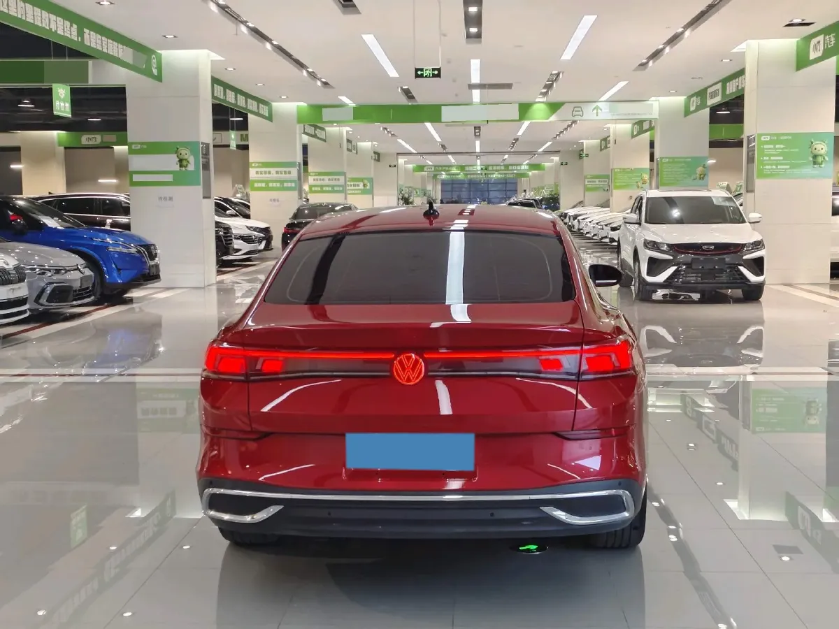 2022 Skoda Superb 2.0T 186HP L4 7DCT,autocango,china used car exporter,china ev exporter,chinese used car exporter,chinese used ev exporter