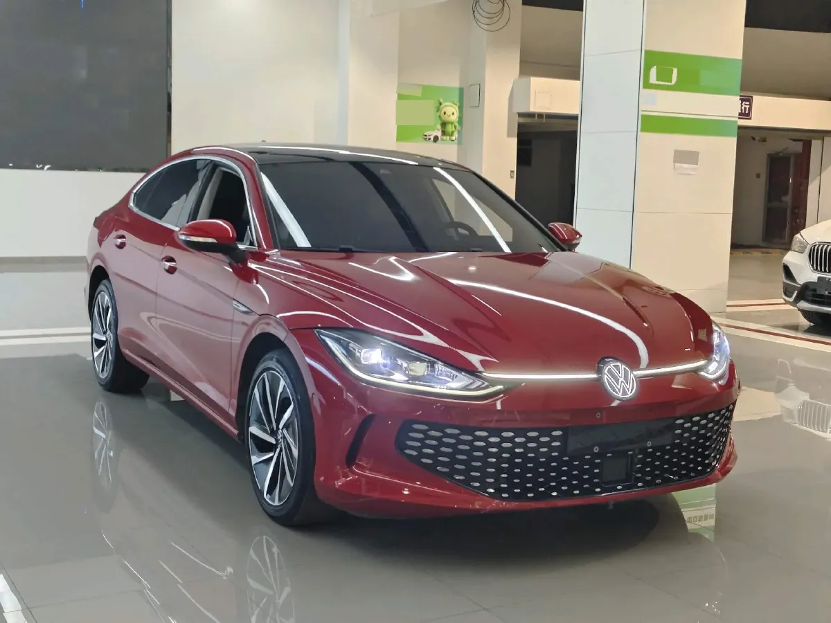 2022 Skoda Superb 2.0T 186HP L4 7DCT,autocango,china used car exporter,china ev exporter,chinese used car exporter,chinese used ev exporter