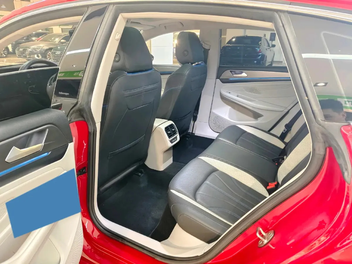 2022 Skoda Superb 2.0T 186HP L4 7DCT,autocango,china used car exporter,china ev exporter,chinese used car exporter,chinese used ev exporter