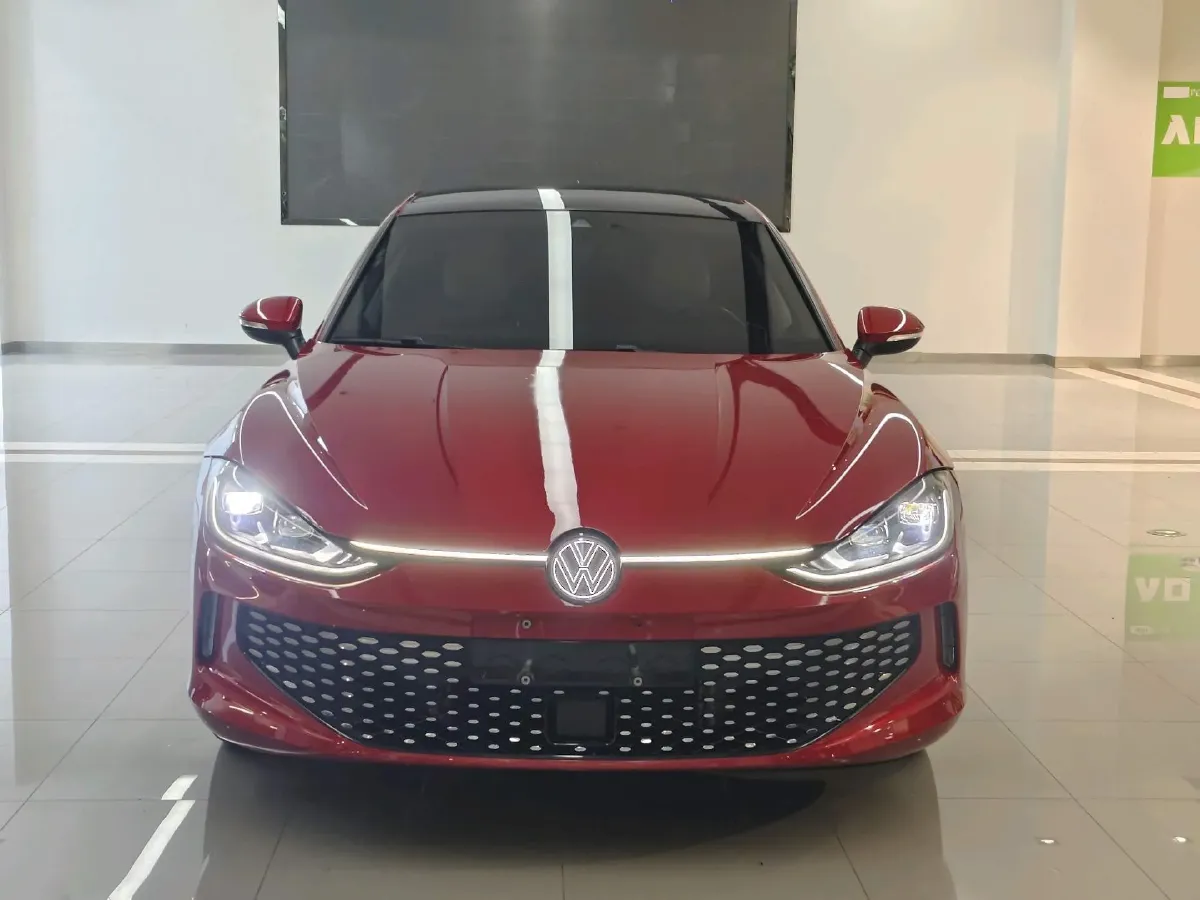 2022 Skoda Superb 2.0T 186HP L4 7DCT,autocango,china used car exporter,china ev exporter,chinese used car exporter,chinese used ev exporter