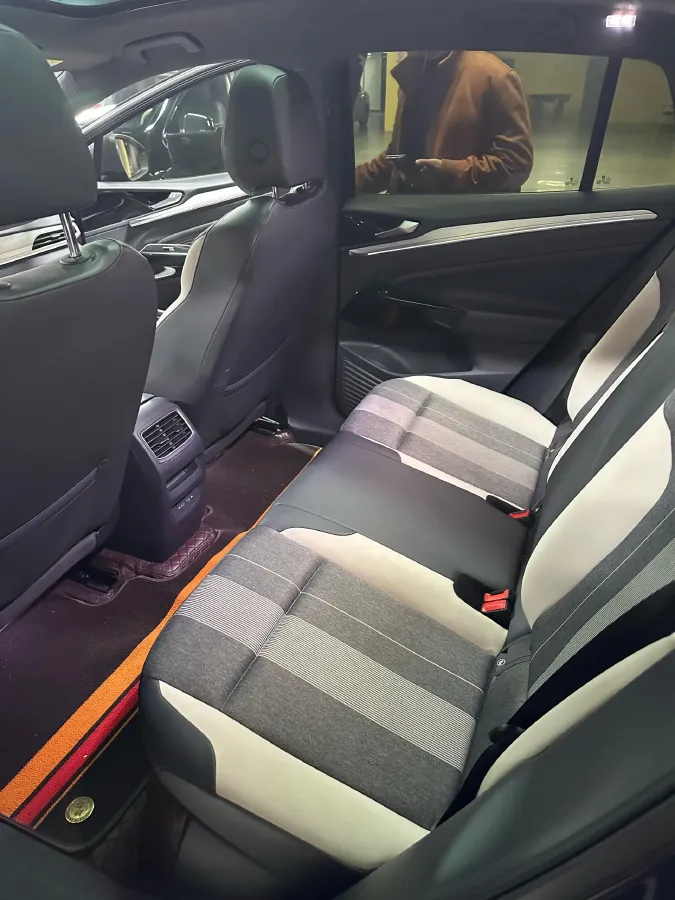 2022 Neta S Range Extended 231HP REEV 43.51KWH,autocango,china used car exporter,china ev exporter,chinese used car exporter,chinese used ev exporter