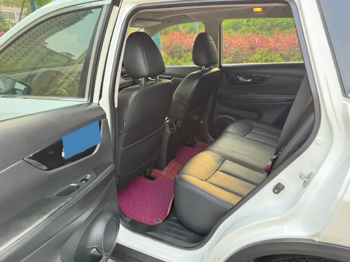 2020 Nissan X-Trail 2.0L 154HP L4 CVT,autocango,china used car exporter,china ev exporter,chinese used car exporter,chinese used ev exporter