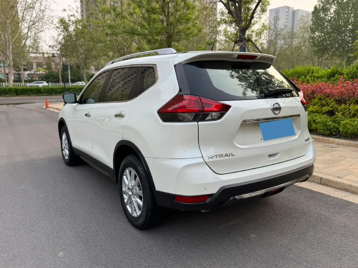 2020 Nissan X-Trail 2.0L 154HP L4 CVT,autocango,china used car exporter,china ev exporter,chinese used car exporter,chinese used ev exporter