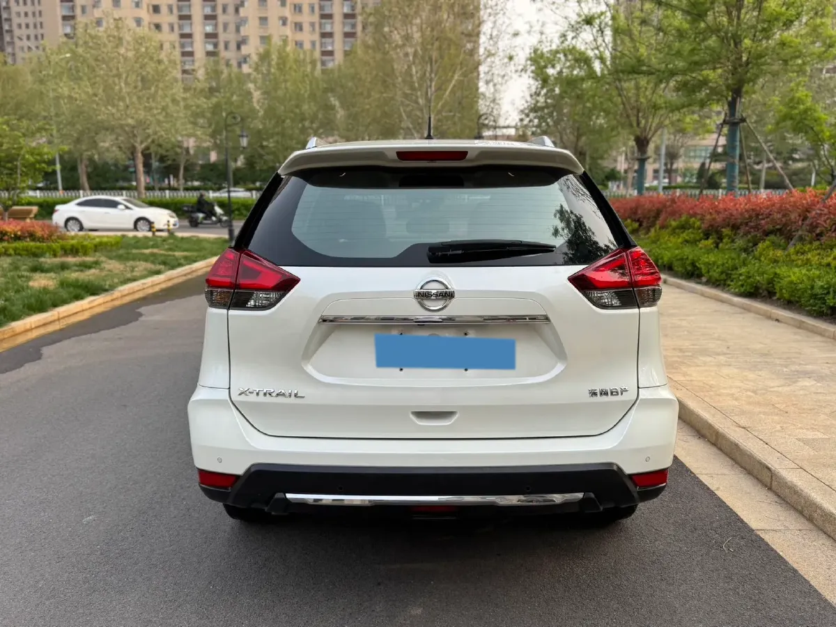 2020 Nissan X-Trail 2.0L 154HP L4 CVT,autocango,china used car exporter,china ev exporter,chinese used car exporter,chinese used ev exporter