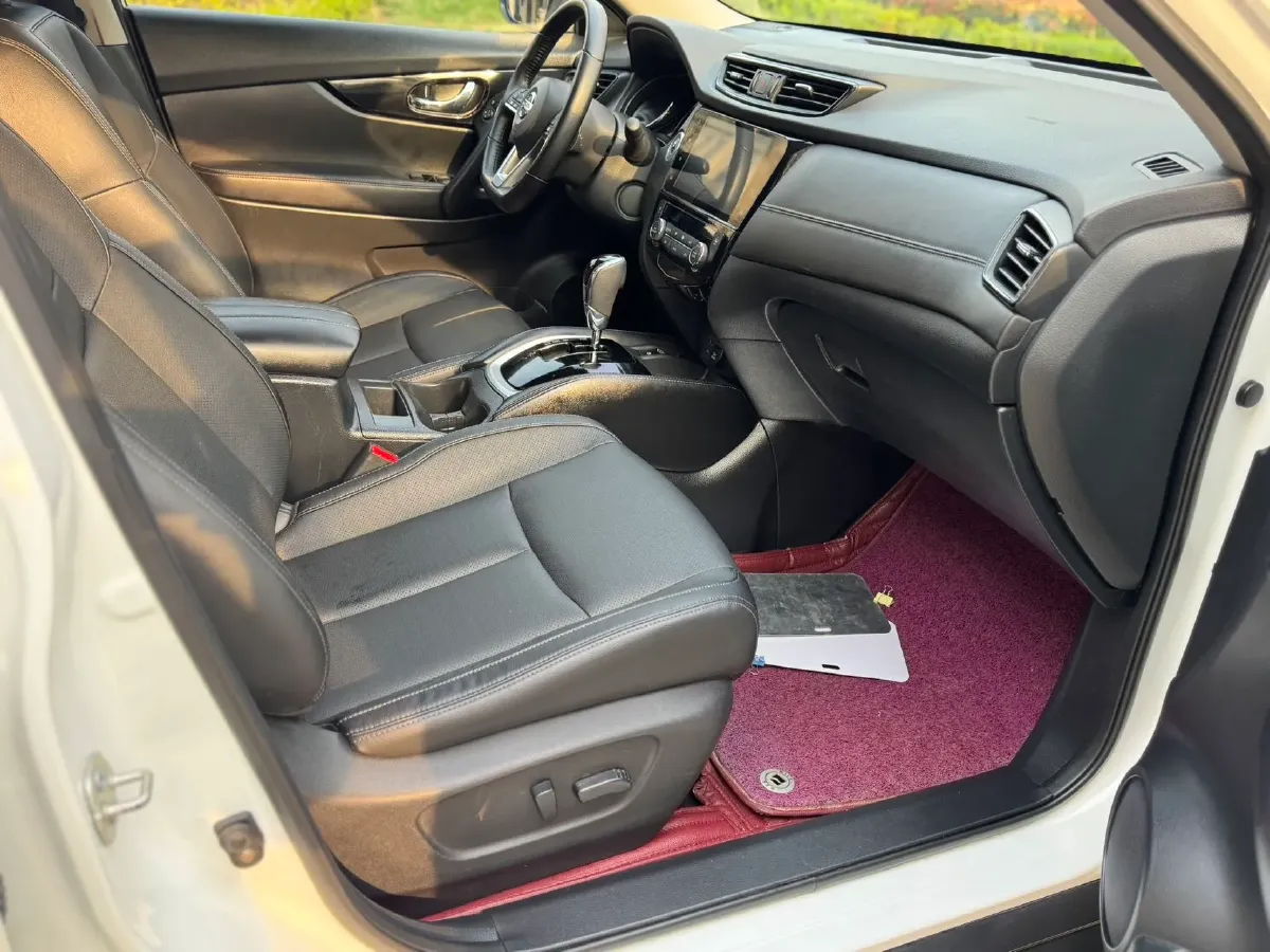 2020 Nissan X-Trail 2.0L 154HP L4 CVT,autocango,china used car exporter,china ev exporter,chinese used car exporter,chinese used ev exporter