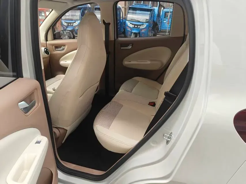 2025 WuLing HongGuang MINI EV BEV 16.2KWH,autocango,china used car exporter,china ev exporter,chinese used car exporter,chinese used ev exporter