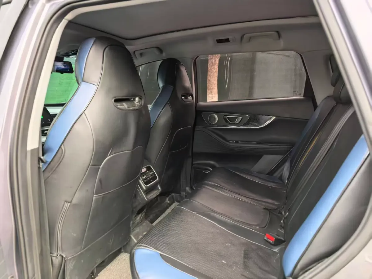 2023 Chery Tiggo 7 Plus 1.6T 197HP L4 7DCT,autocango,china used car exporter,china ev exporter,chinese used car exporter,chinese used ev exporter