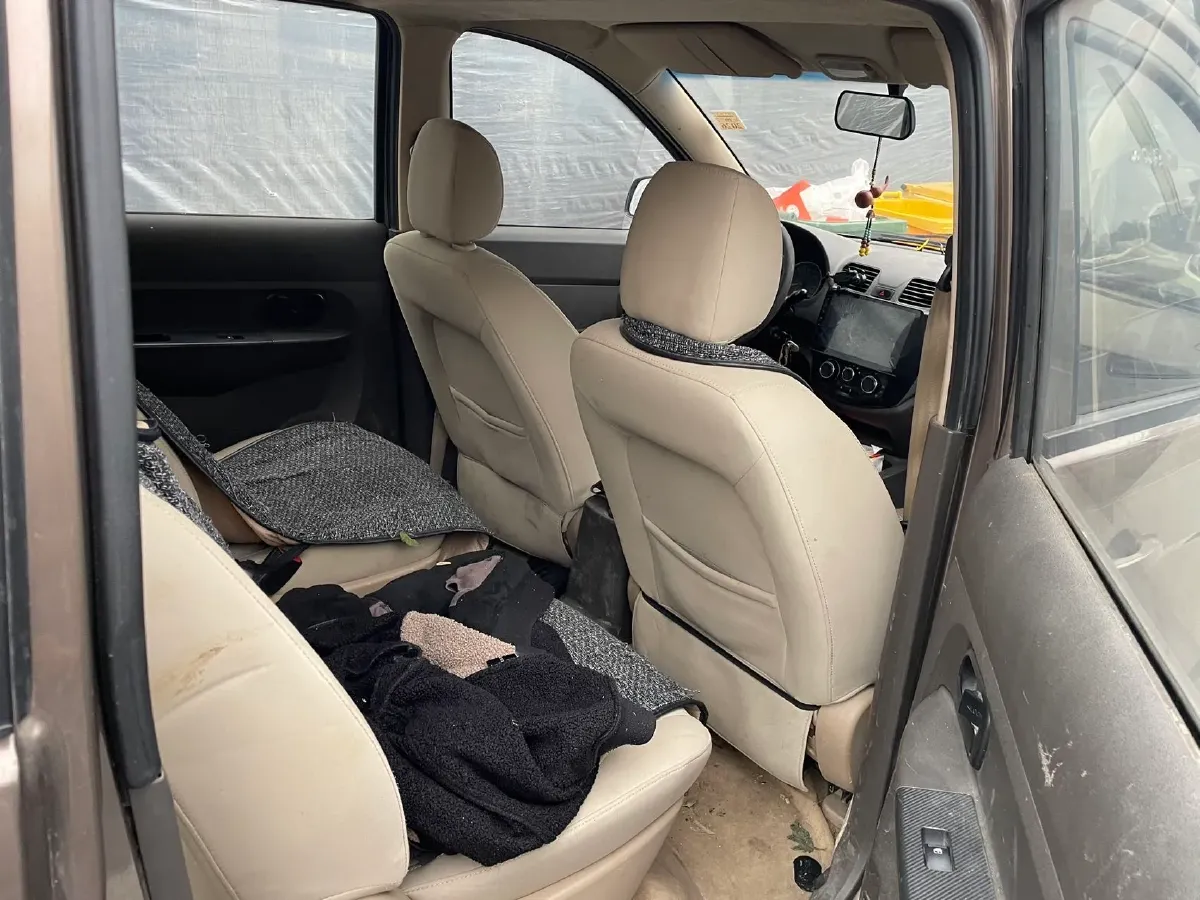 2018 WuLing HongGuang 1.5L 105HP L4 5MT,autocango,china used car exporter,china ev exporter,chinese used car exporter,chinese used ev exporter