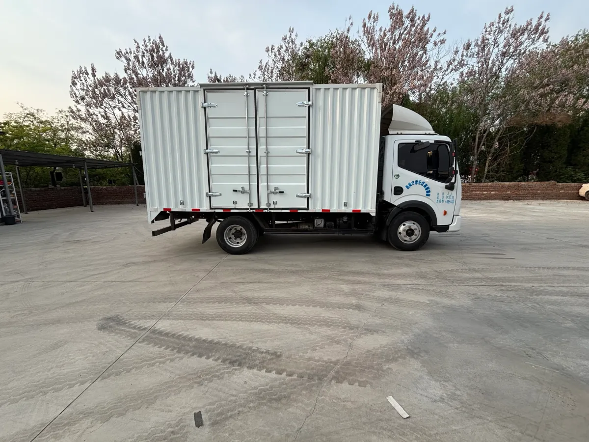 2026 Yuejin ChaoYue C 6MT,autocango,china used car exporter,china ev exporter,chinese used car exporter,chinese used ev exporter