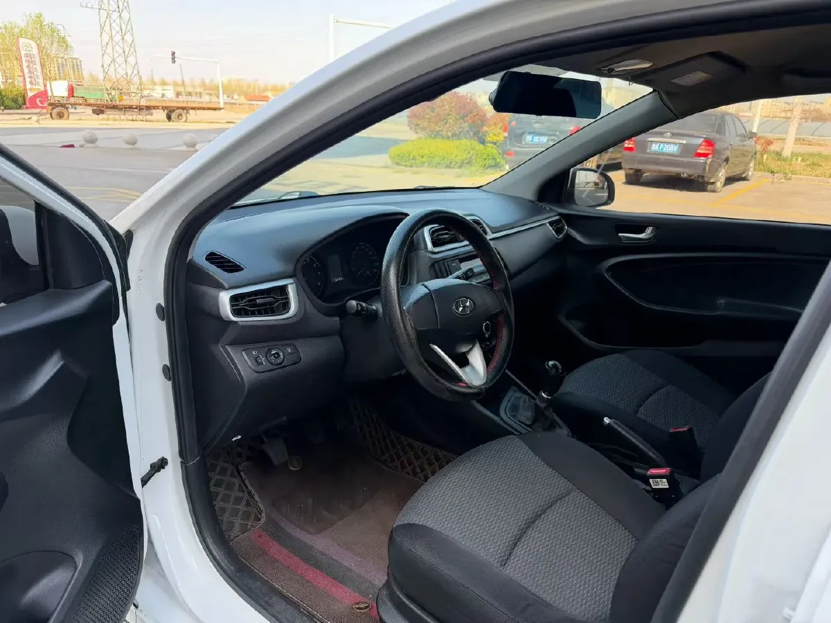 2020 Hyundai Reina 1.4L 95HP L4 5MT,autocango,china used car exporter,china ev exporter,chinese used car exporter,chinese used ev exporter
