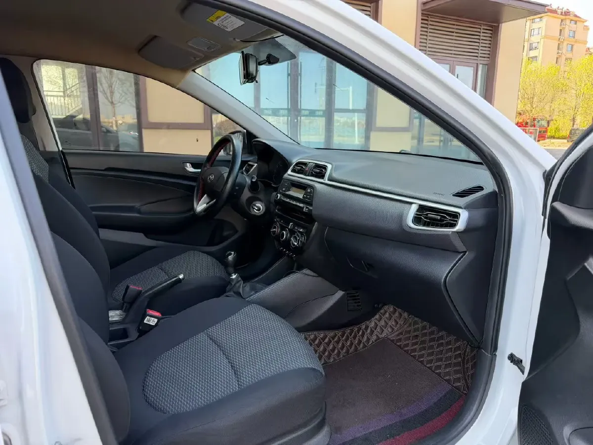 2020 Hyundai Reina 1.4L 95HP L4 5MT,autocango,china used car exporter,china ev exporter,chinese used car exporter,chinese used ev exporter