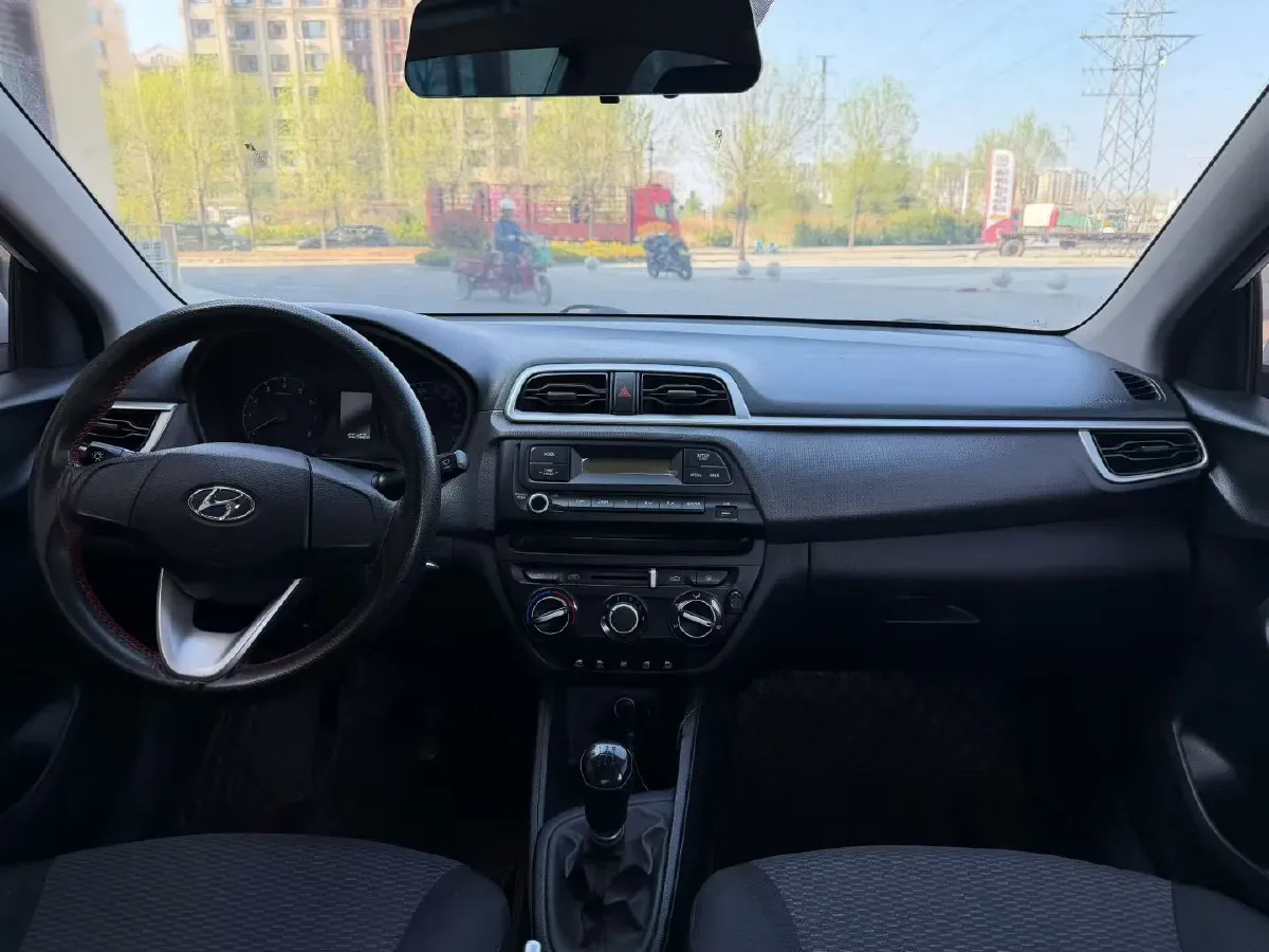 2020 Hyundai Reina 1.4L 95HP L4 5MT,autocango,china used car exporter,china ev exporter,chinese used car exporter,chinese used ev exporter