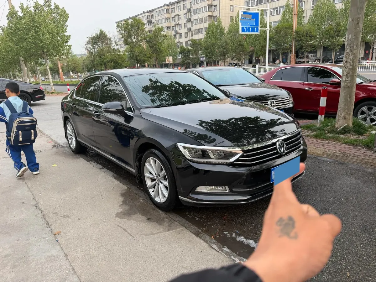 2018 Volkswagen Magotan 1.4T 150HP L4 7DCT,autocango,china used car exporter,china ev exporter,chinese used car exporter,chinese used ev exporter