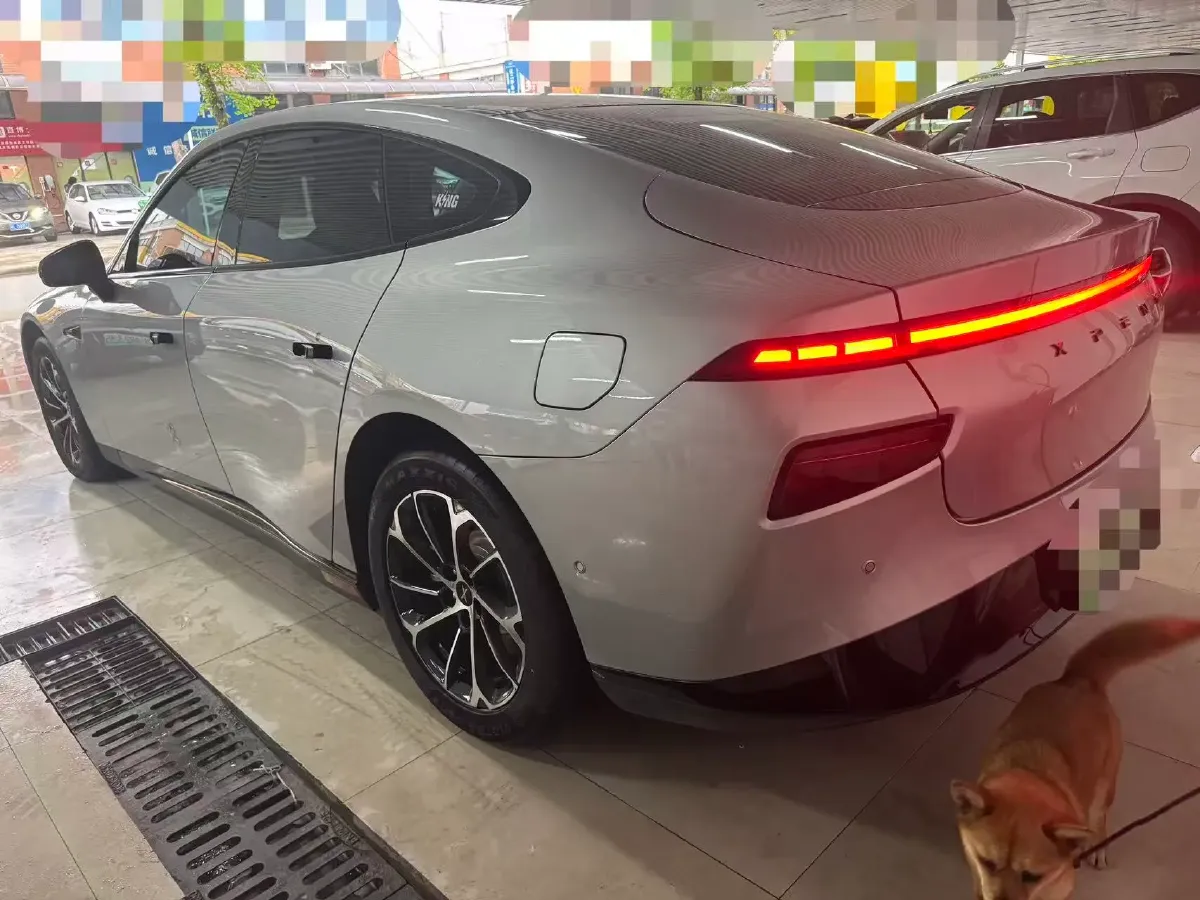 2023 Xpeng P7 BEV 70.8KWH,autocango,china used car exporter,china ev exporter,chinese used car exporter,chinese used ev exporter
