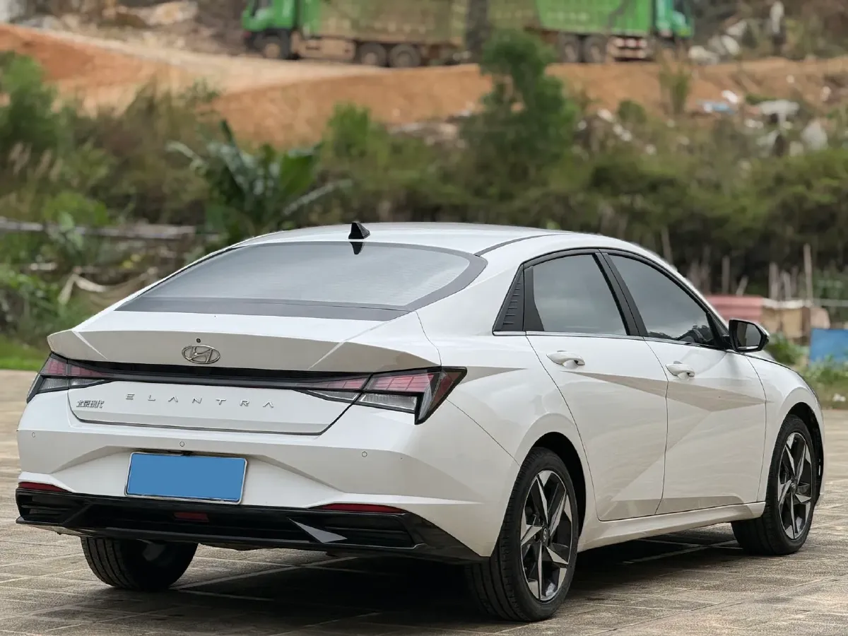 2022 Hyundai Elantra 1.5L 115HP L4 CVT,autocango,china used car exporter,china ev exporter,chinese used car exporter,chinese used ev exporter