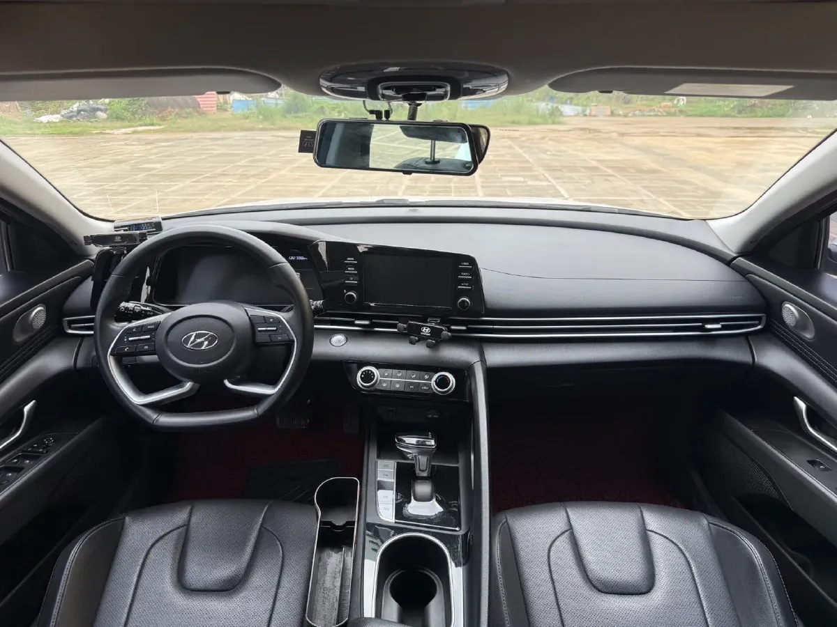 2022 Hyundai Elantra 1.5L 115HP L4 CVT,autocango,china used car exporter,china ev exporter,chinese used car exporter,chinese used ev exporter