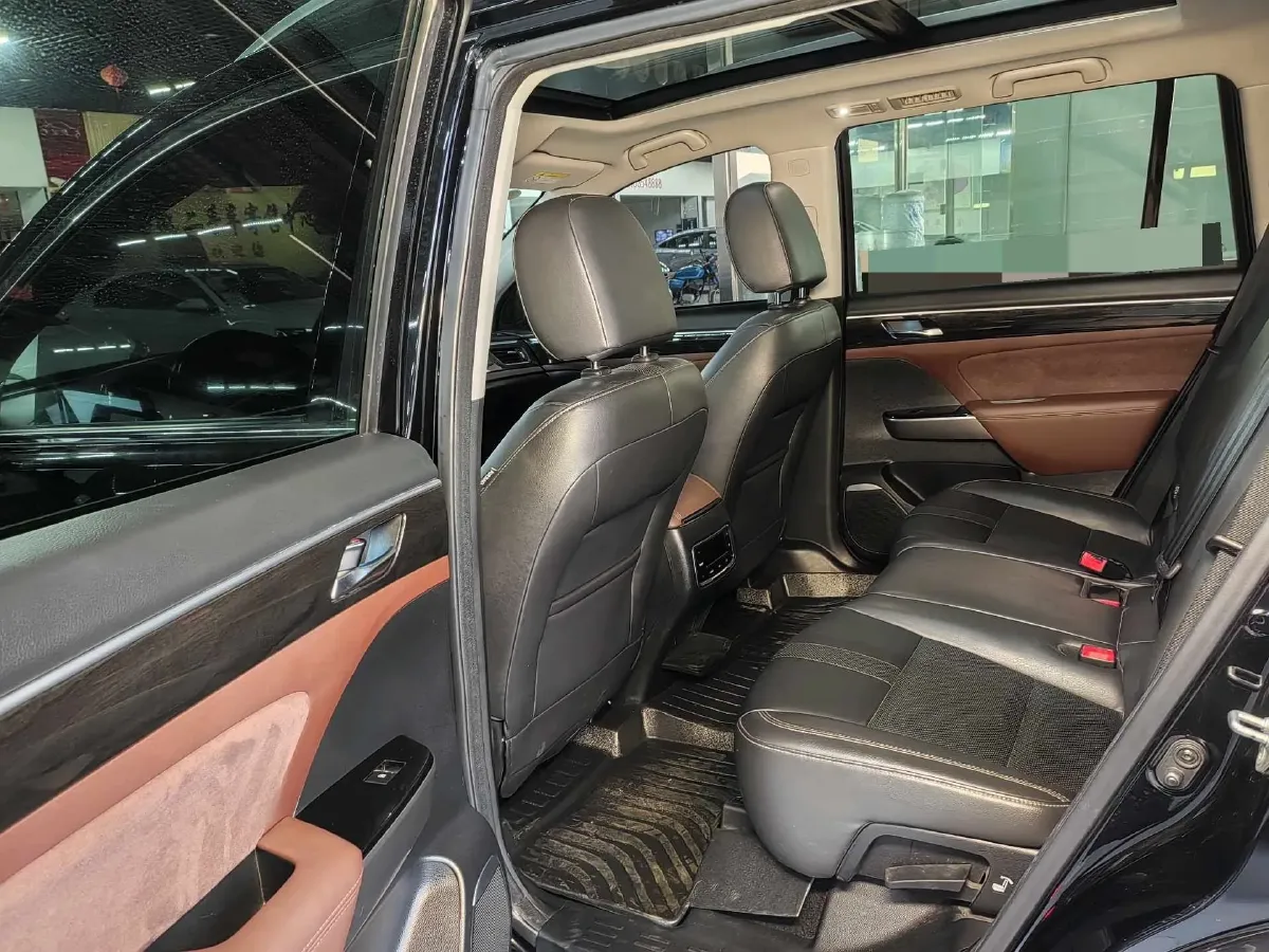 2019 GAC Trumpchi GS8 2.0T 252HP L4 6AT,autocango,china used car exporter,china ev exporter,chinese used car exporter,chinese used ev exporter