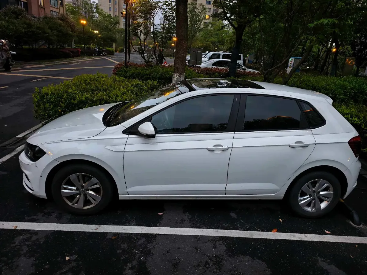 2019 Volkswagen Polo 1.5L 113HP L4 6AT,autocango,china used car exporter,china ev exporter,chinese used car exporter,chinese used ev exporter