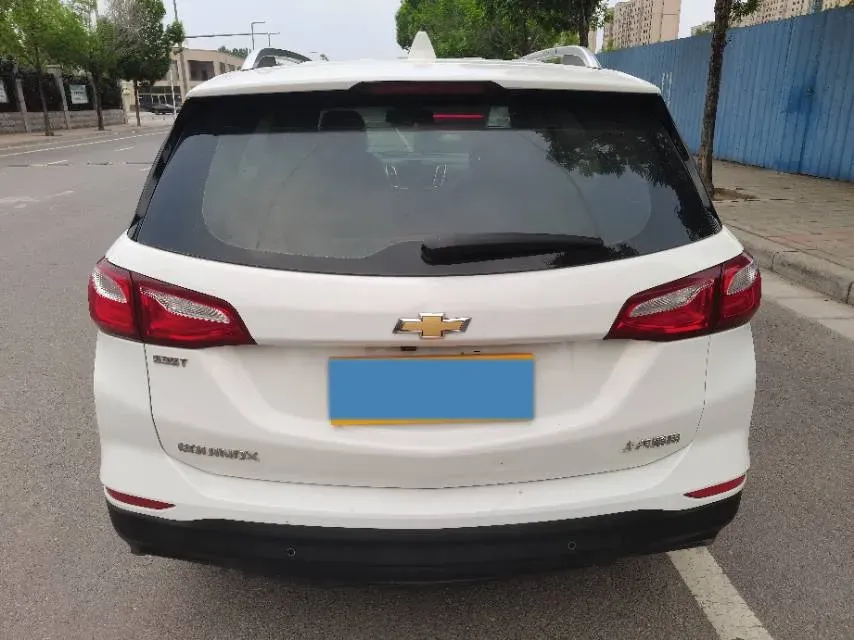 2018 Chevrolet Equinox 1.5T 180HP L4 6AT,autocango,china used car exporter,china ev exporter,chinese used car exporter,chinese used ev exporter