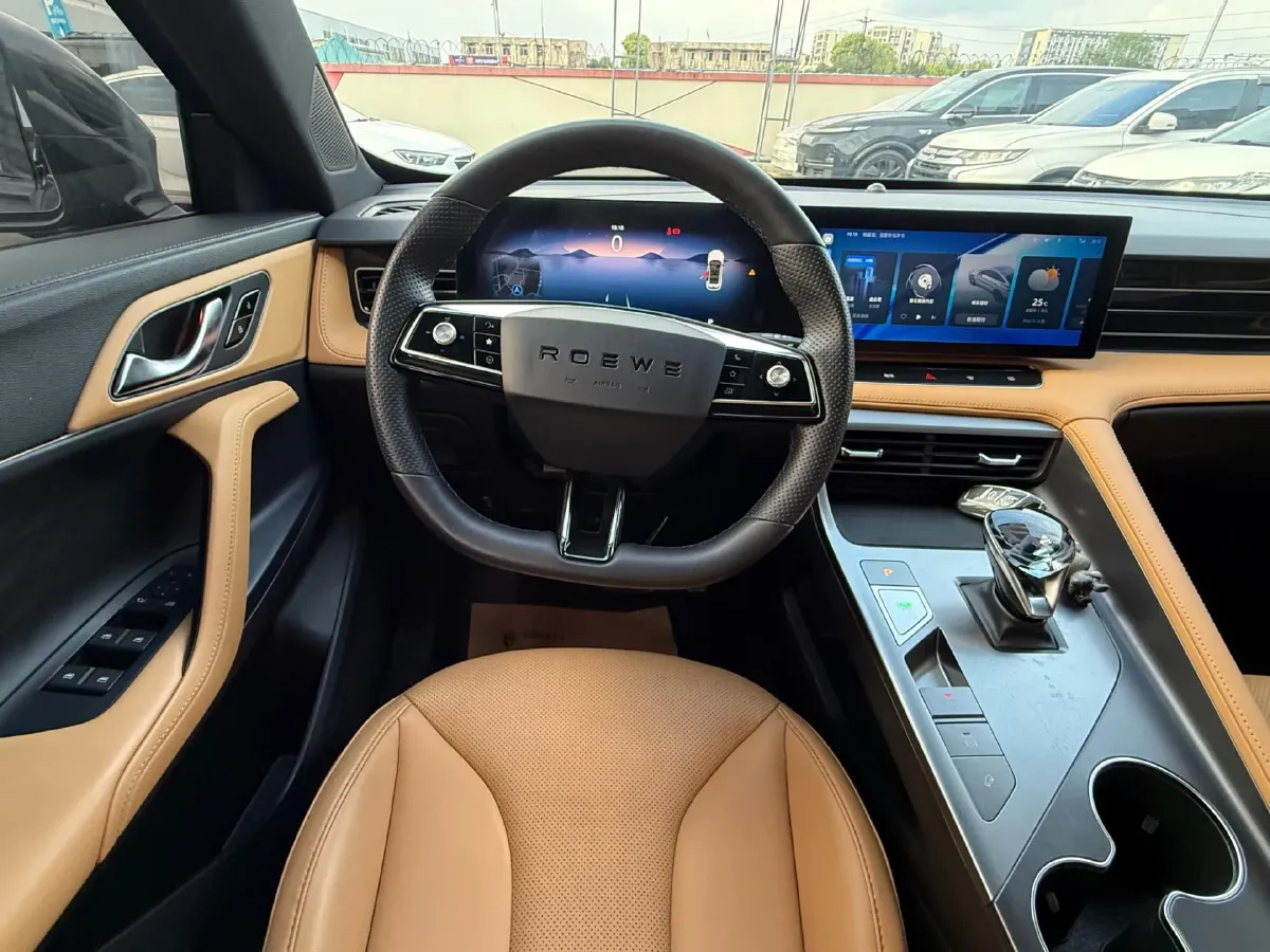 2023 Roewe RX5 1.5T 188HP L4 7DCT,autocango,china used car exporter,china ev exporter,chinese used car exporter,chinese used ev exporter