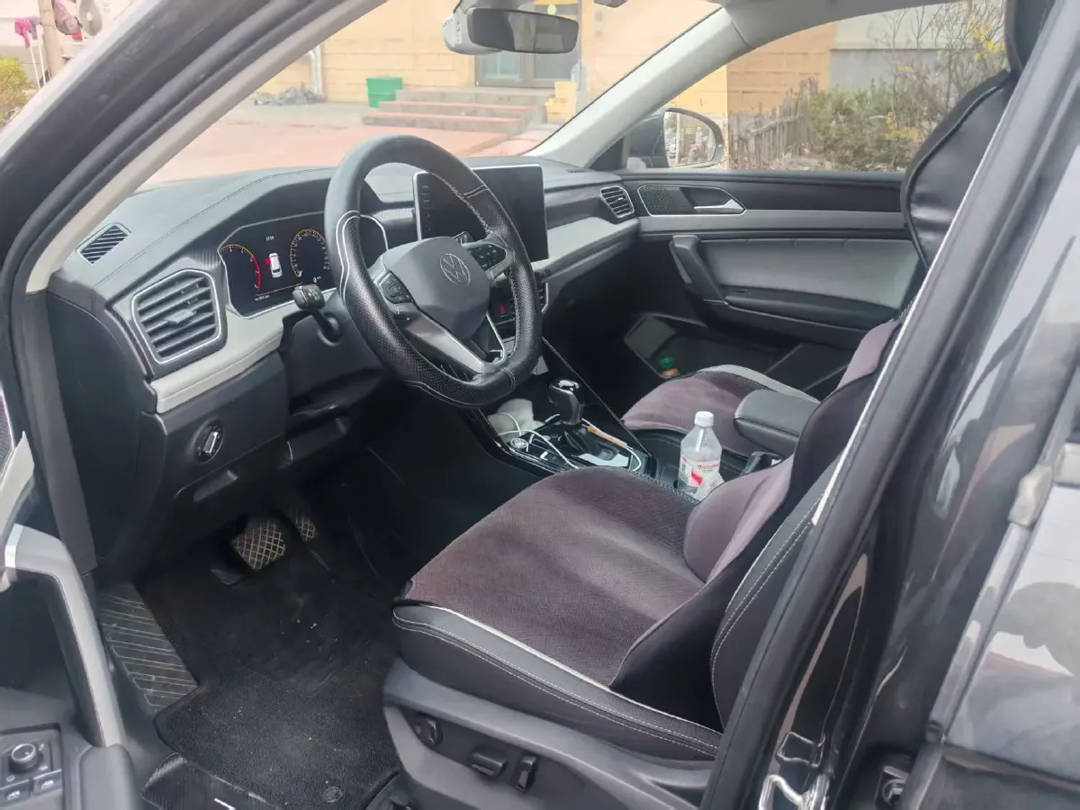 2023 Volkswagen Tayron 2.0T 186HP L4 7DCT,autocango,china used car exporter,china ev exporter,chinese used car exporter,chinese used ev exporter