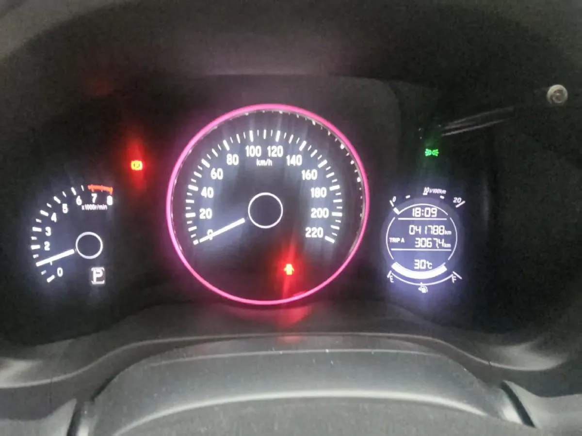 2020 Honda Vezel 1.5L 131HP L4 CVT,autocango,china used car exporter,china ev exporter,chinese used car exporter,chinese used ev exporter