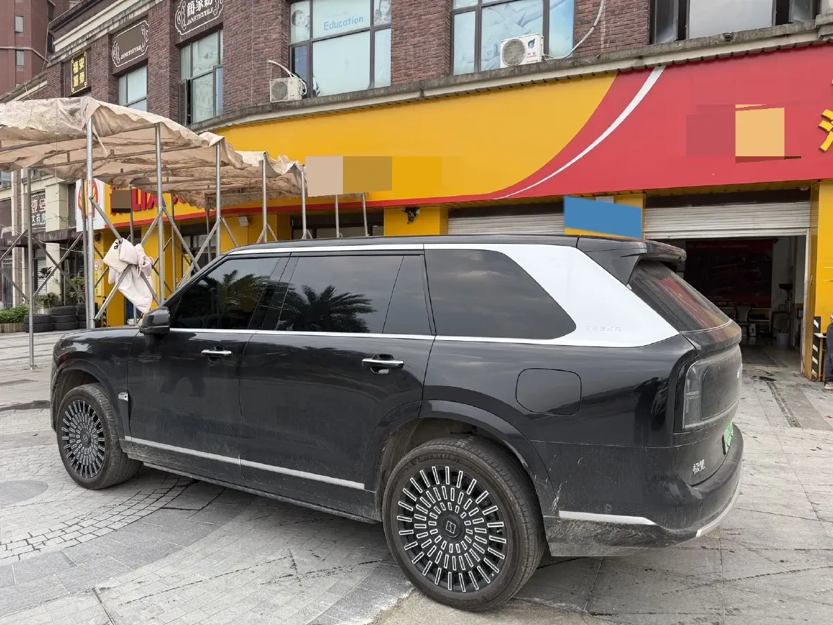 2025 Zeekr 9X 2.0T 279HP L4 1DHT PHEV,autocango,china used car exporter,china ev exporter,chinese used car exporter,chinese used ev exporter