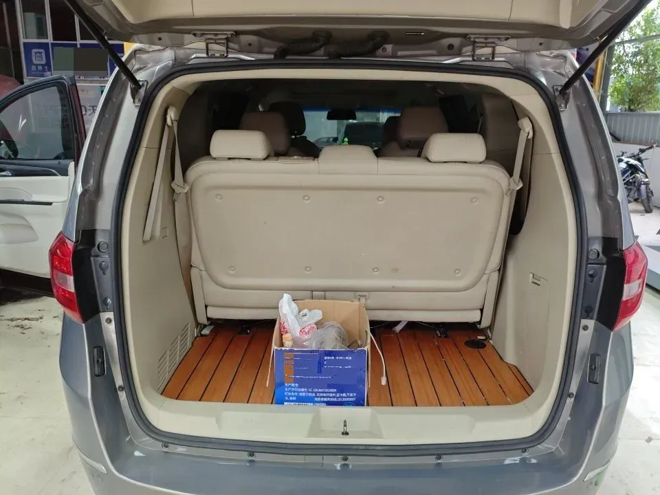 2018 Buick GL8 2.0T 260HP L4 6AT,autocango,china used car exporter,china ev exporter,chinese used car exporter,chinese used ev exporter