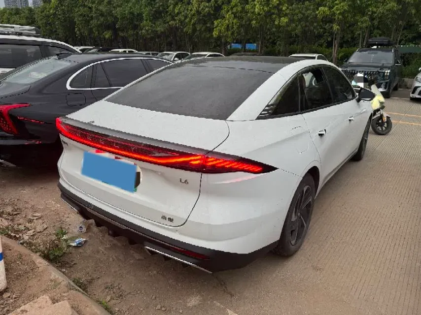 2023 Geely Galaxy L6 1.5T 163HP L4 3DHT PHEV,autocango,china used car exporter,china ev exporter,chinese used car exporter,chinese used ev exporter