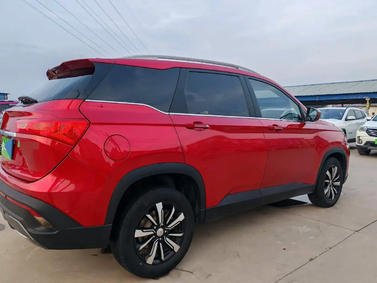 2018 BaoJun 530 1.5T 150HP L4 6DCT,autocango,china used car exporter,china ev exporter,chinese used car exporter,chinese used ev exporter