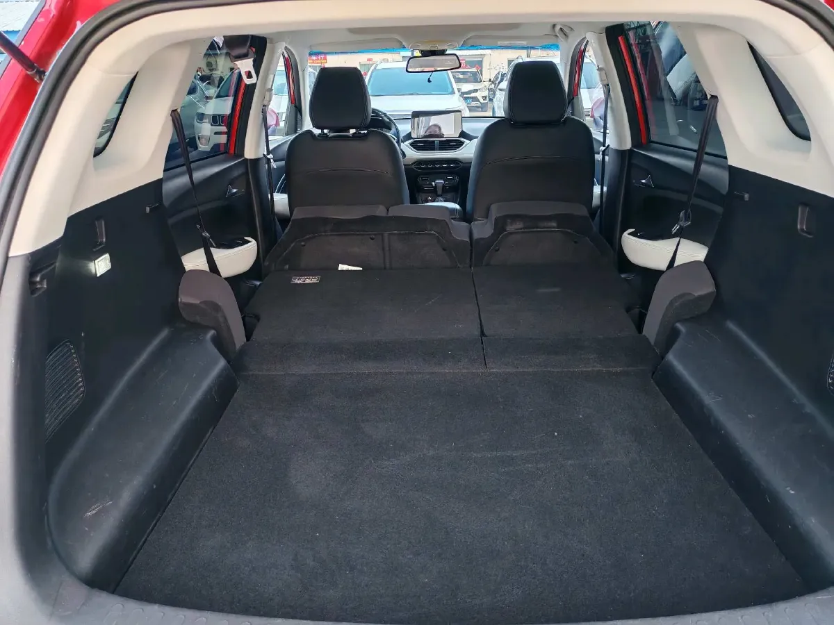 2018 BaoJun 530 1.5T 150HP L4 6DCT,autocango,china used car exporter,china ev exporter,chinese used car exporter,chinese used ev exporter