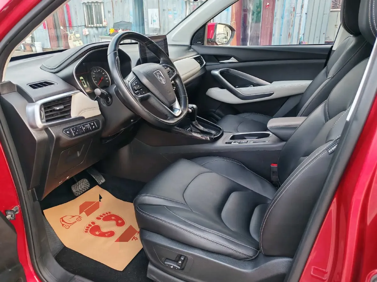 2018 BaoJun 530 1.5T 150HP L4 6DCT,autocango,china used car exporter,china ev exporter,chinese used car exporter,chinese used ev exporter