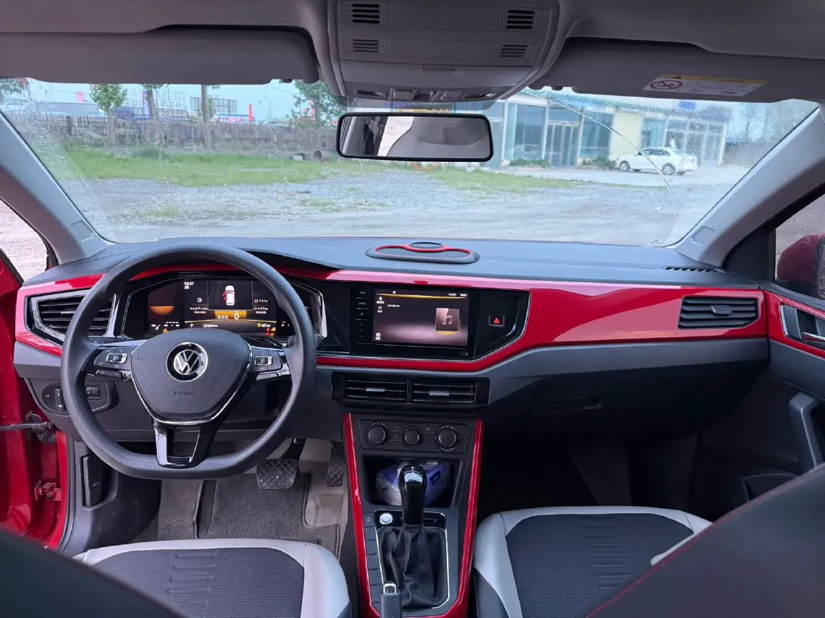 2023 Volkswagen Polo 1.5L 113HP L4 6AT,autocango,china used car exporter,china ev exporter,chinese used car exporter,chinese used ev exporter