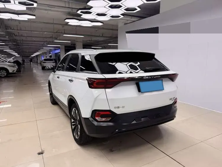 2020 Bestune T77 1.5T 169HP L4 7DCT,autocango,china used car exporter,china ev exporter,chinese used car exporter,chinese used ev exporter