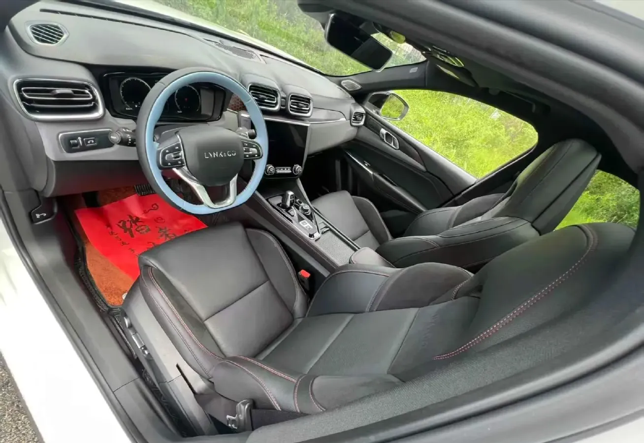 2019 LYNK&CO 01 2.0T 190HP L4 6AT,autocango,china used car exporter,china ev exporter,chinese used car exporter,chinese used ev exporter