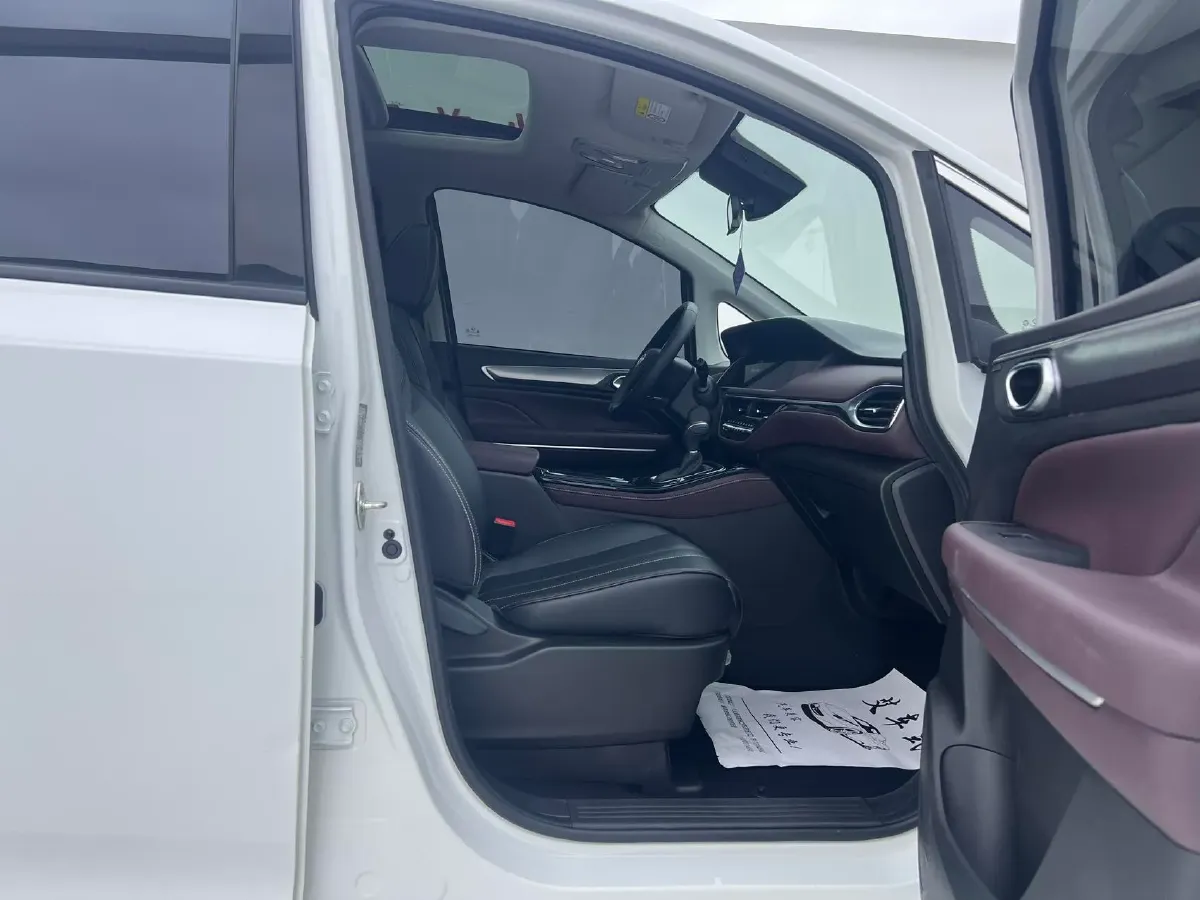 2023 GAC Trumpchi M6 1.5T 177HP L4 7DCT,autocango,china used car exporter,china ev exporter,chinese used car exporter,chinese used ev exporter