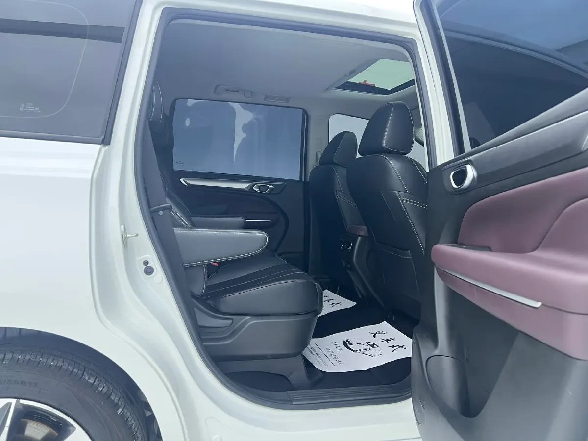 2023 GAC Trumpchi M6 1.5T 177HP L4 7DCT,autocango,china used car exporter,china ev exporter,chinese used car exporter,chinese used ev exporter