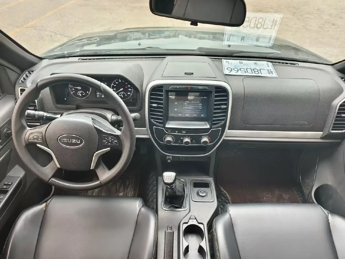 2021 Isuzu T17 3.0T 142HP L4 5MT,autocango,china used car exporter,china ev exporter,chinese used car exporter,chinese used ev exporter