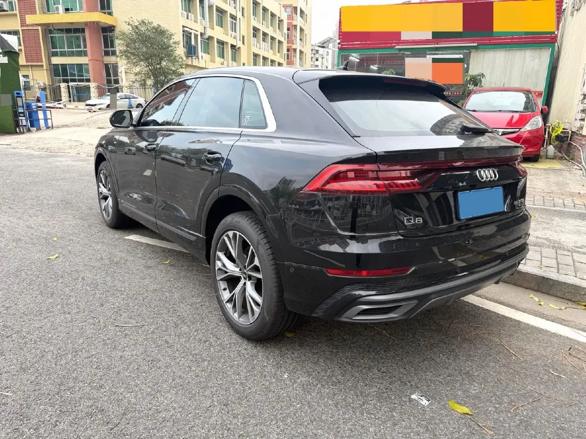 2022 Audi Q8 3.0T 340HP V6 8AT,autocango,china used car exporter,china ev exporter,chinese used car exporter,chinese used ev exporter