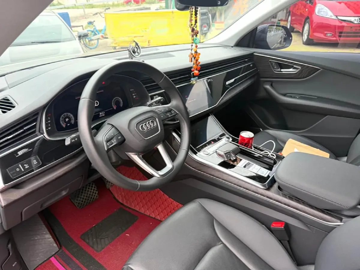 2022 Audi Q8 3.0T 340HP V6 8AT,autocango,china used car exporter,china ev exporter,chinese used car exporter,chinese used ev exporter