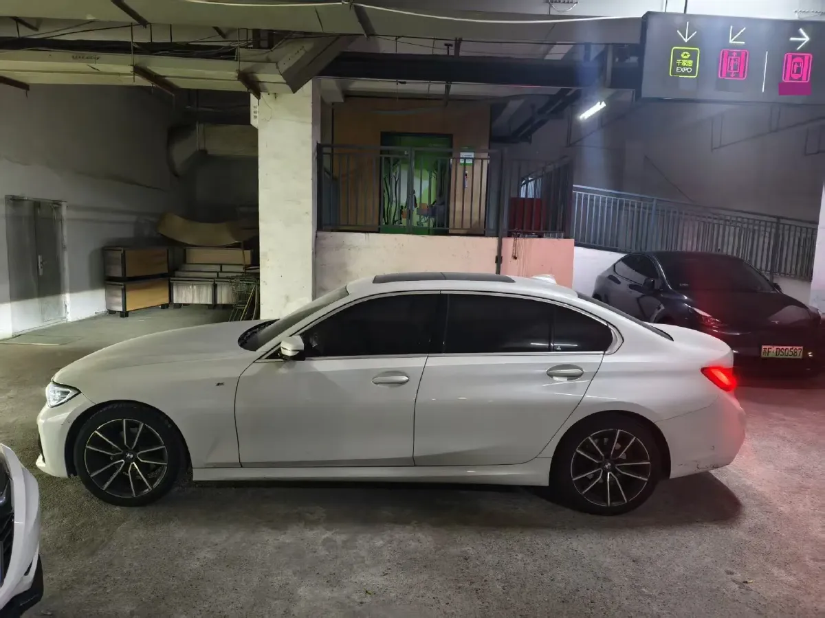 2020 BMW 3 Series 2.0T 184HP L4 8AT,autocango,china used car exporter,china ev exporter,chinese used car exporter,chinese used ev exporter