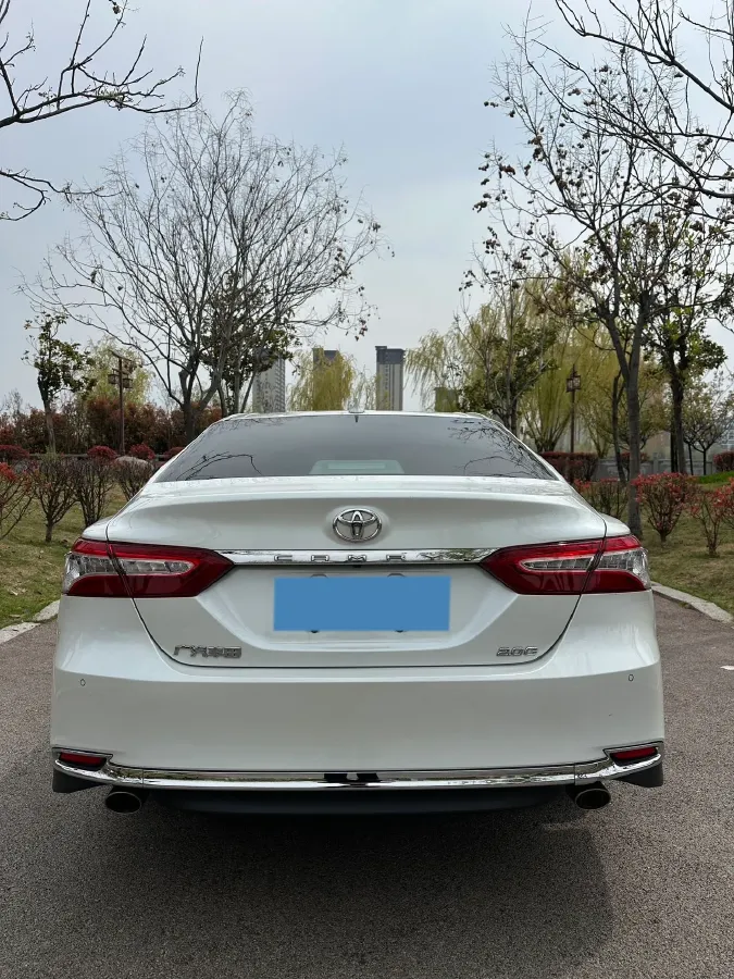 2023 Toyota Camry 2.0L 177HP L4 CVT,autocango,china used car exporter,china ev exporter,chinese used car exporter,chinese used ev exporter