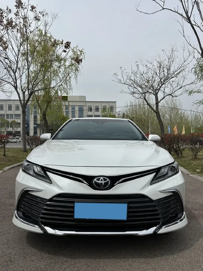 2023 Toyota Camry 2.0L 177HP L4 CVT,autocango,china used car exporter,china ev exporter,chinese used car exporter,chinese used ev exporter