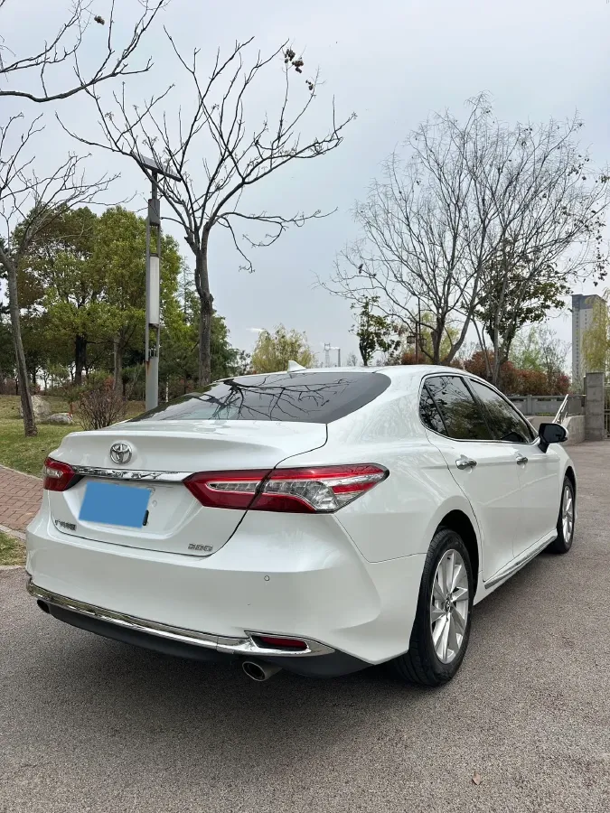 2023 Toyota Camry 2.0L 177HP L4 CVT,autocango,china used car exporter,china ev exporter,chinese used car exporter,chinese used ev exporter