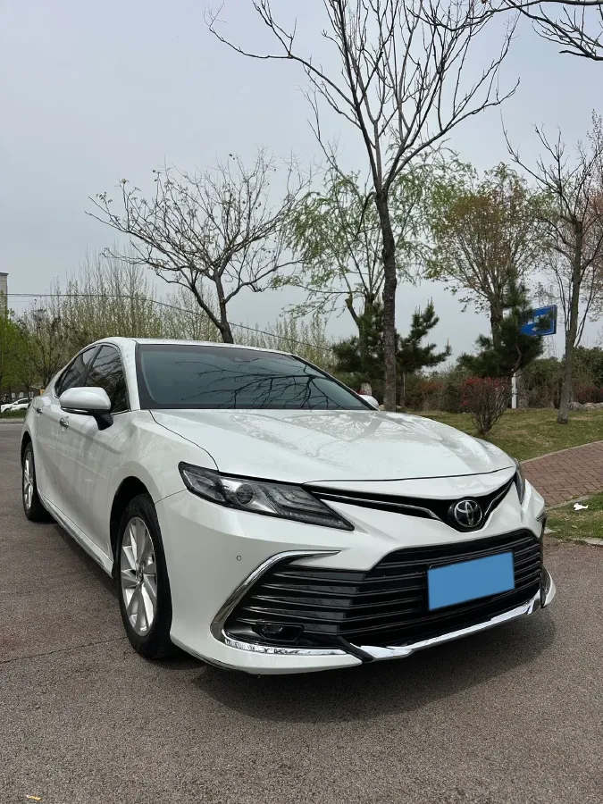 2023 Toyota Camry 2.0L 177HP L4 CVT,autocango,china used car exporter,china ev exporter,chinese used car exporter,chinese used ev exporter