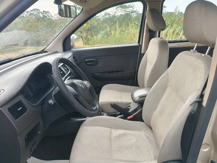 2016 WuLing RongGuang V 1.5L 112HP L4 5MT,autocango,china used car exporter,china ev exporter,chinese used car exporter,chinese used ev exporter