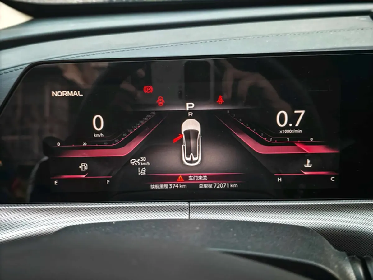 2020 ChangAn UNI-T 1.5T 180HP L4 7DCT,autocango,china used car exporter,china ev exporter,chinese used car exporter,chinese used ev exporter